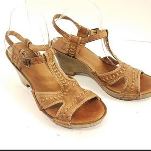 Clarks wedge sandal Bendables